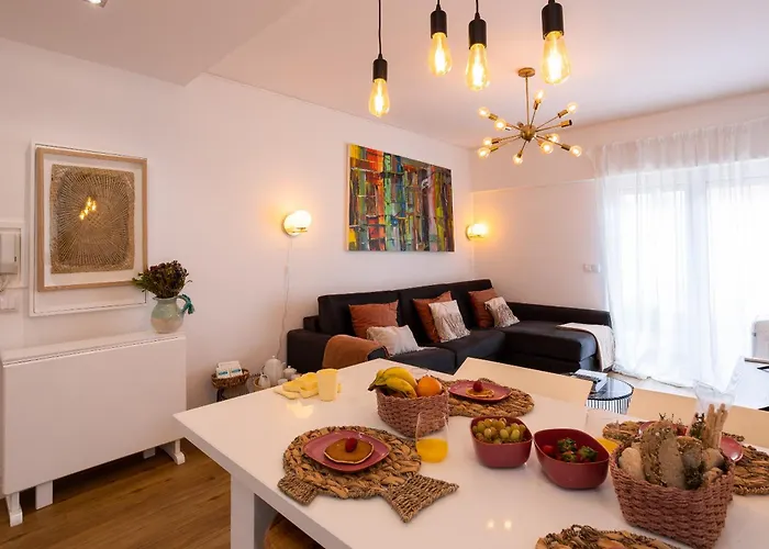Mhouse Lease Cascais Walk To Beach And Center Apartamento *